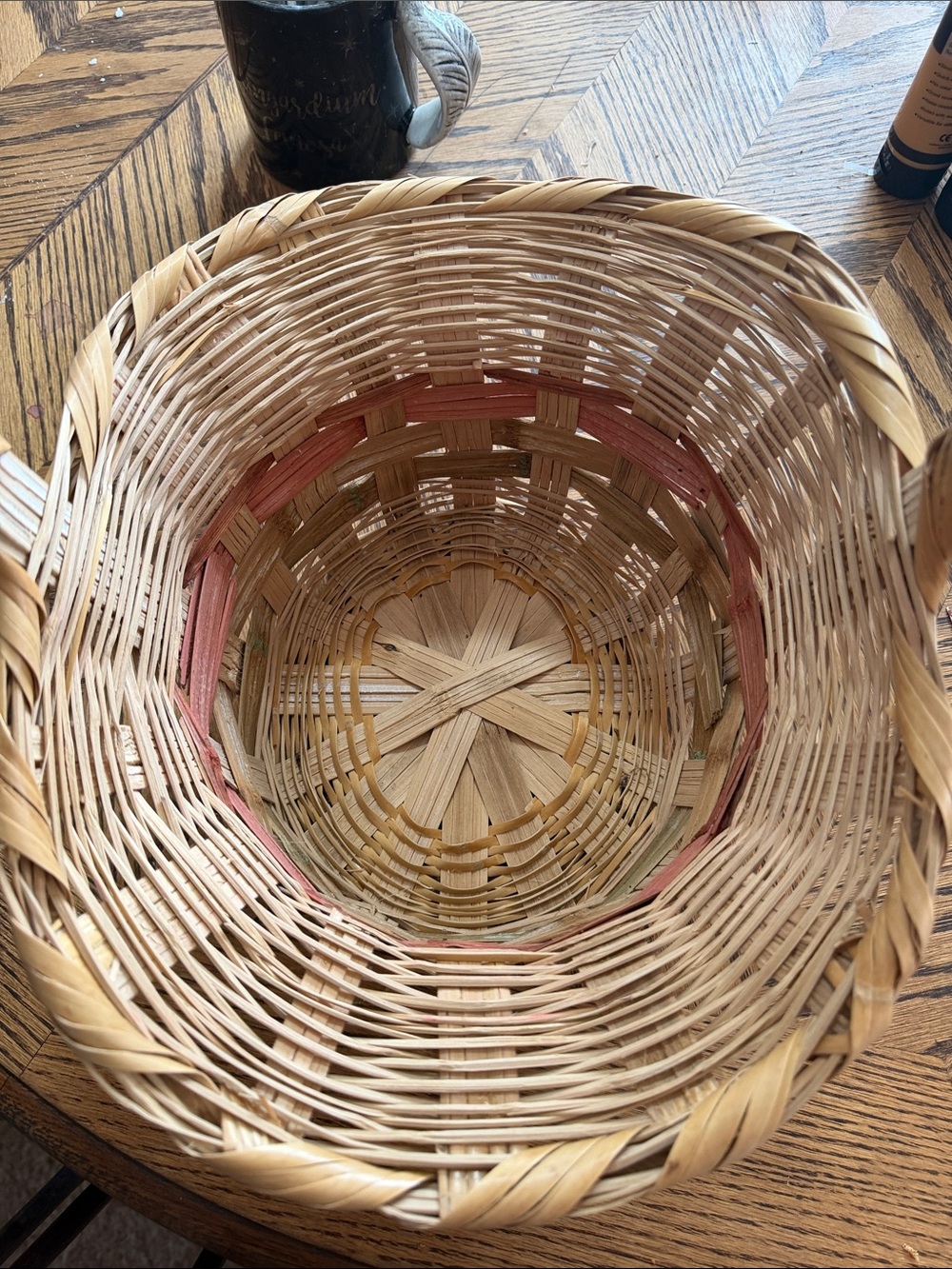 Vintage Decorative Basket with Handle - Natural and Pink - Picture 2 of 6